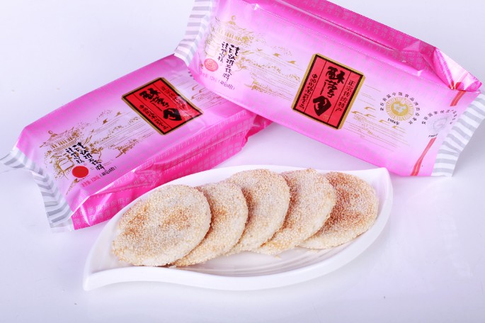 一口酥香 百年匠心|《石鼓牌》酥薄月購買(mǎi)攻略來(lái)了！